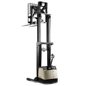 SHR 5000 (Reach Stacker)